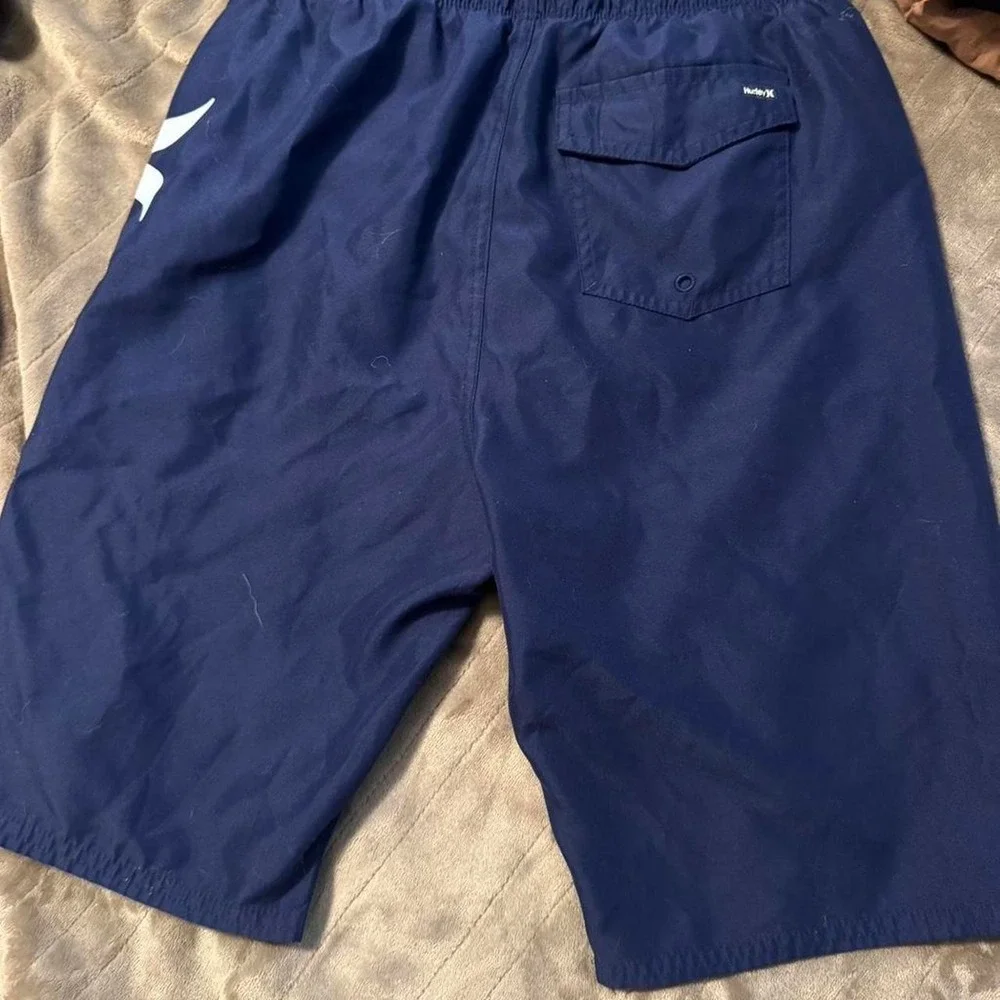 Hurley Boys Navy Blue Board Shorts Pink Gradient Logo Swim Trunks XL